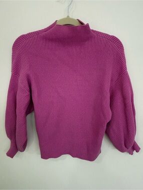 Few Moda Magenta Ribbed Mock Neck Women's Sweater size medium